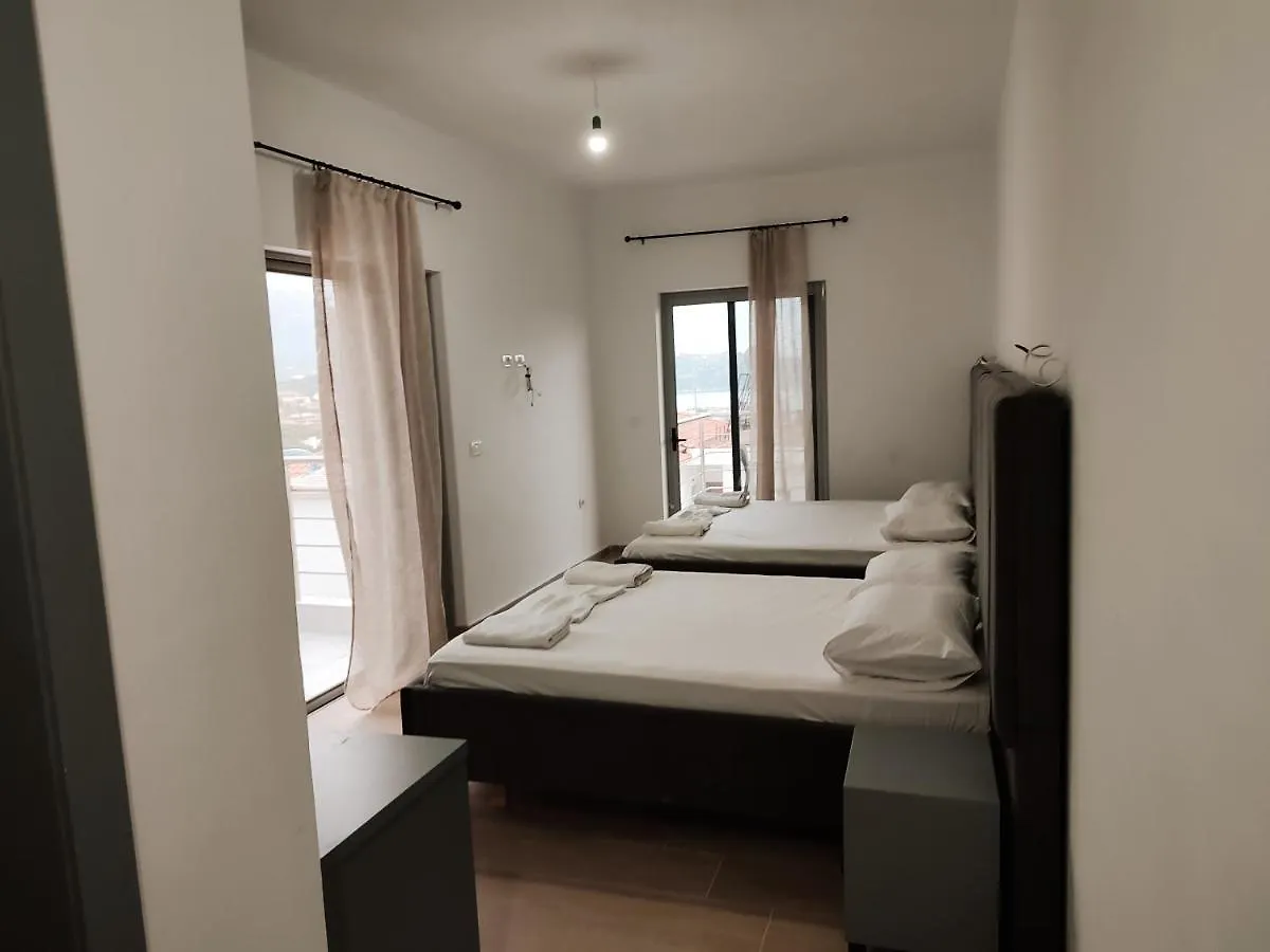 Petros Rooms Himare Albania
